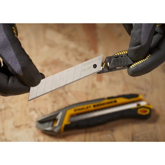 przykład użycia ostrza